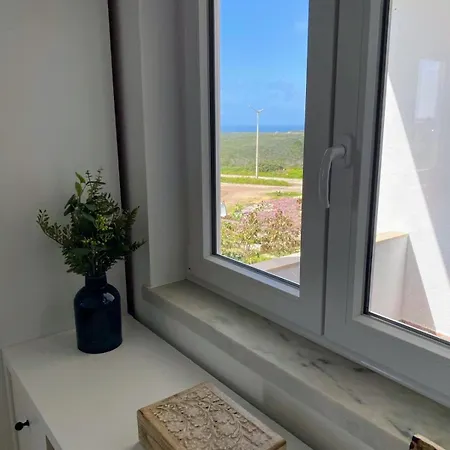 Bela Vista_ Cozy With Sea View *