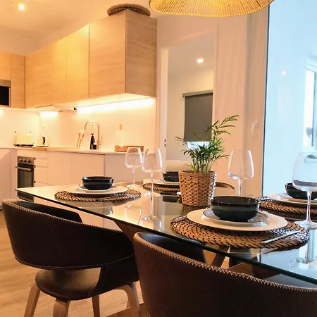 Bela Vista_ Cozy With Sea View Apartment *